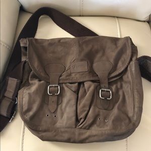 Cremieux Men’s Suede Satchel/Side Bag